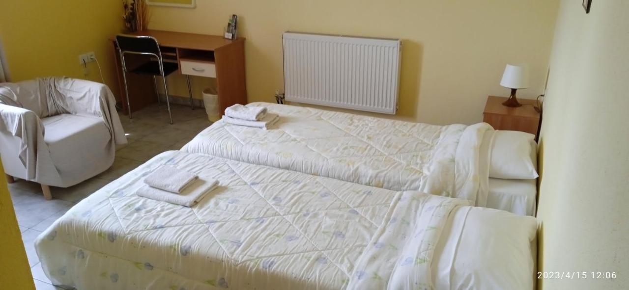 Hotel Konstantina Rodopoli Екстер'єр фото
