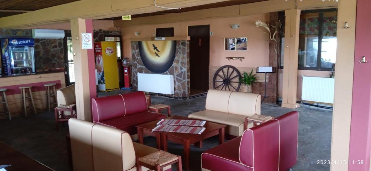 Hotel Konstantina Rodopoli Екстер'єр фото